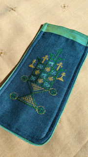 shyama ter chasma case showing fabric texture and stitched detailing